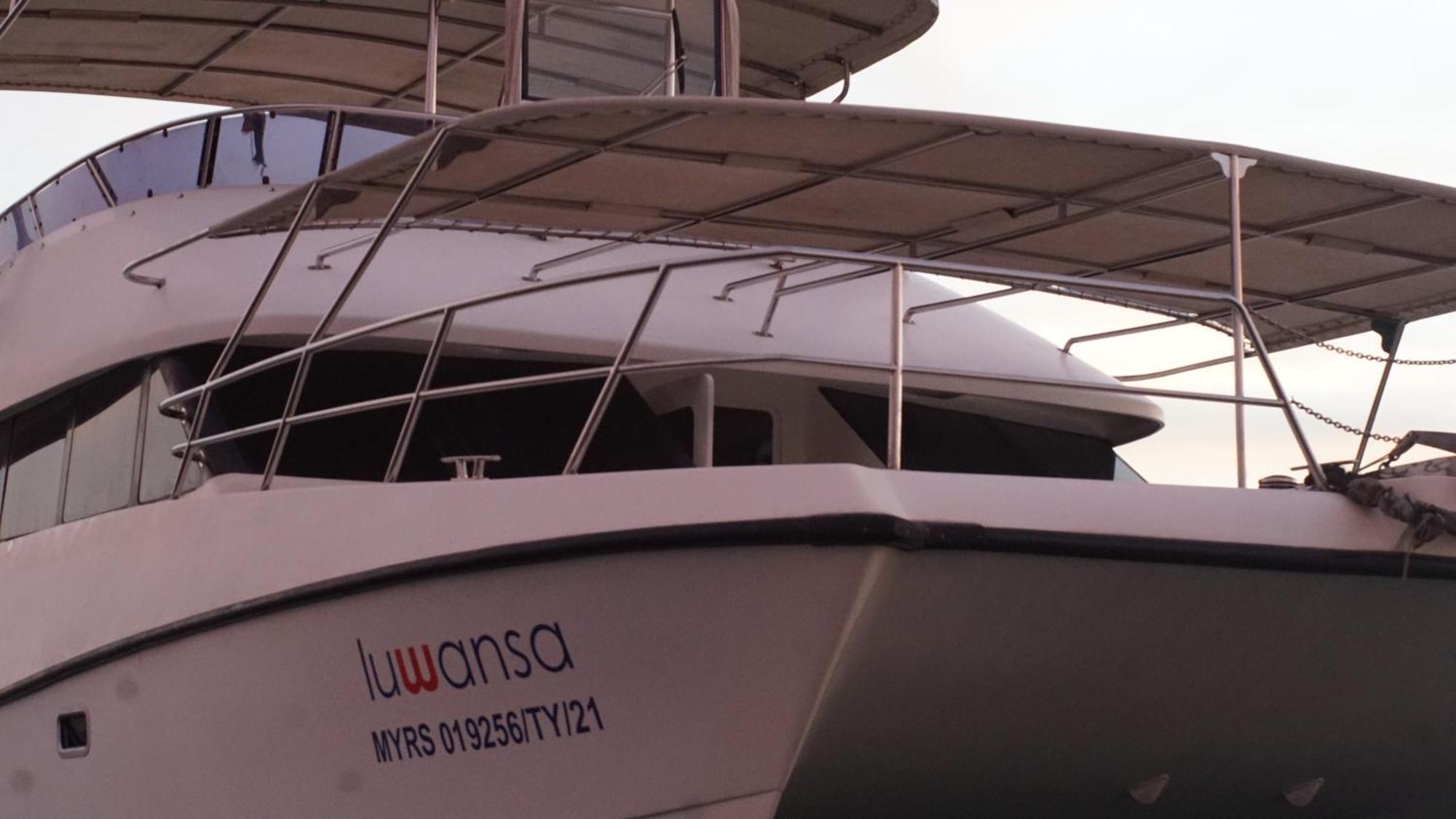 Luwansa Beach Hotel لابوان باجو المظهر الخارجي الصورة