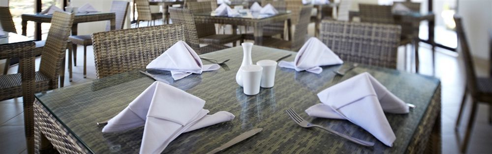 Luwansa Beach Hotel لابوان باجو المظهر الخارجي الصورة