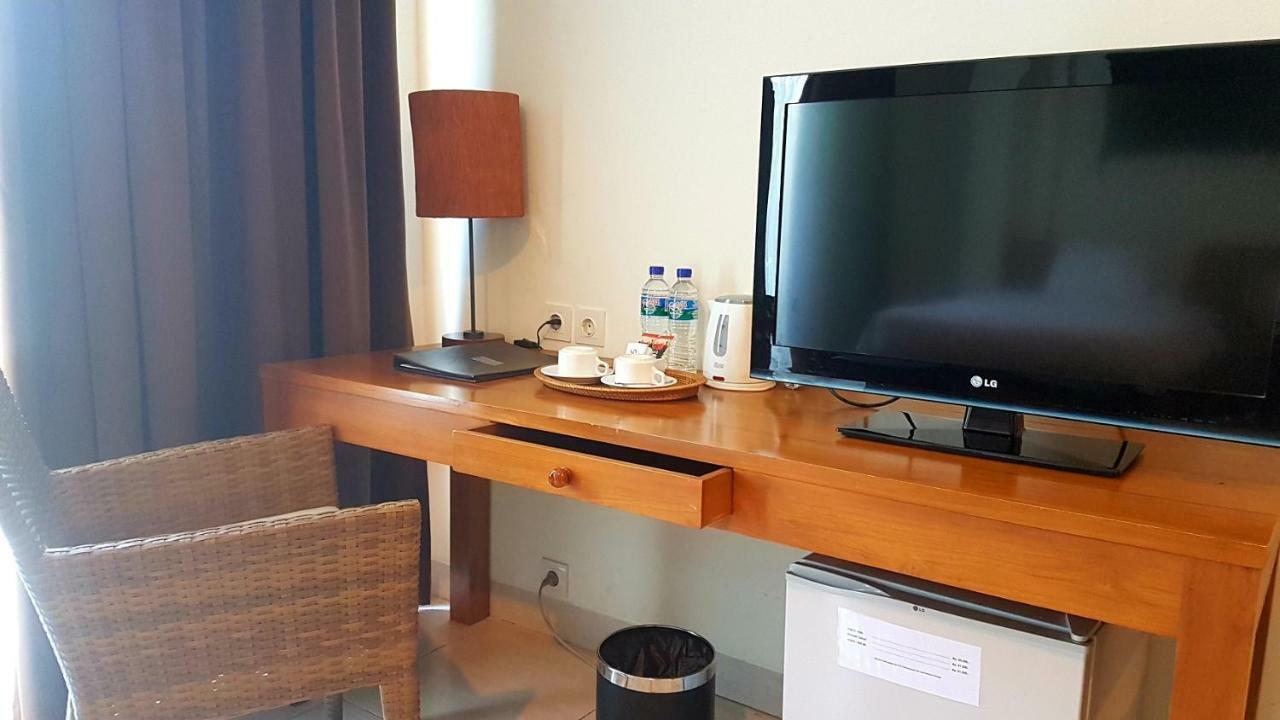 Luwansa Beach Hotel لابوان باجو المظهر الخارجي الصورة