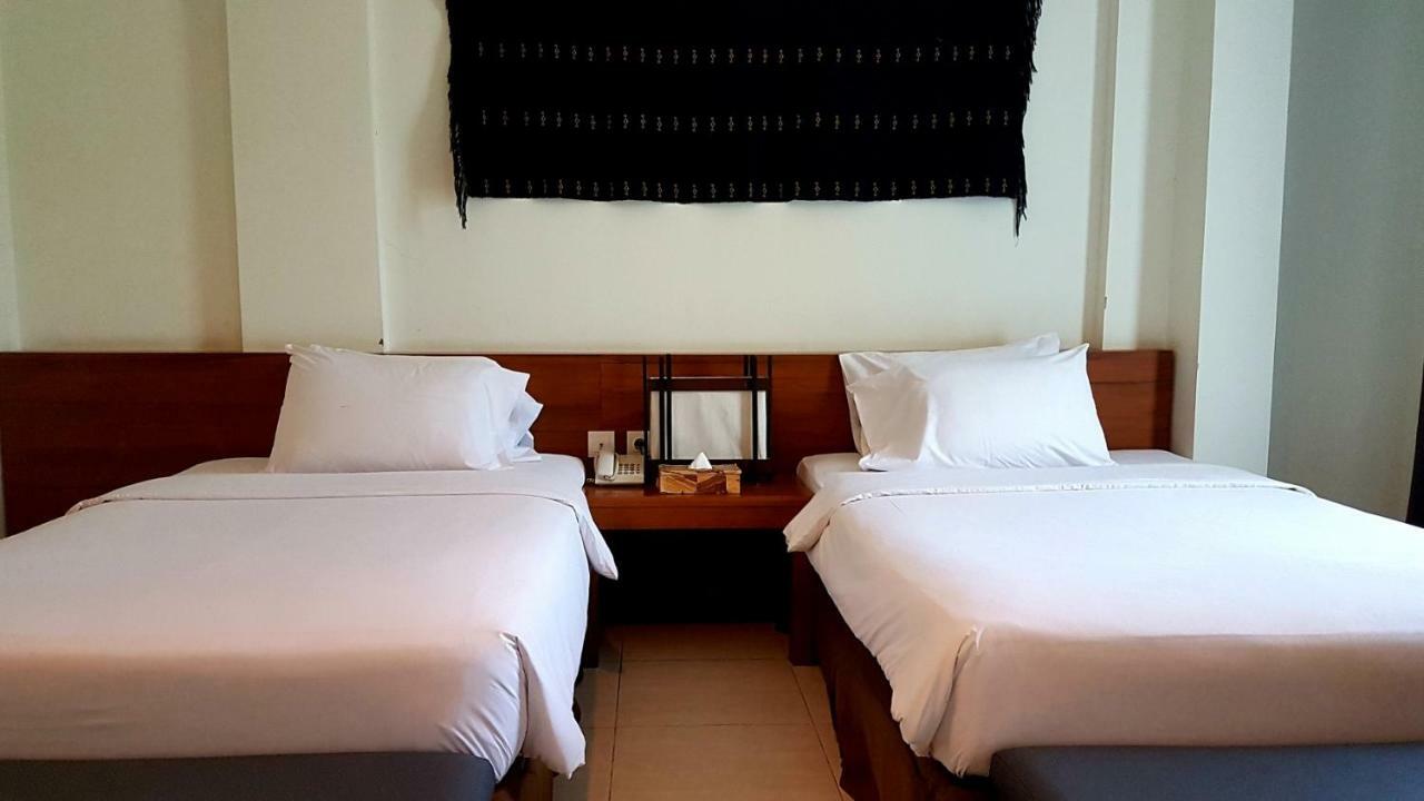 Luwansa Beach Hotel لابوان باجو المظهر الخارجي الصورة